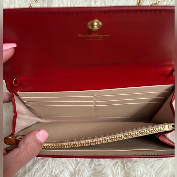 SALVATORE FERRAGAMO CHAIN WALLET (Authentic) - Picture 6 of 14